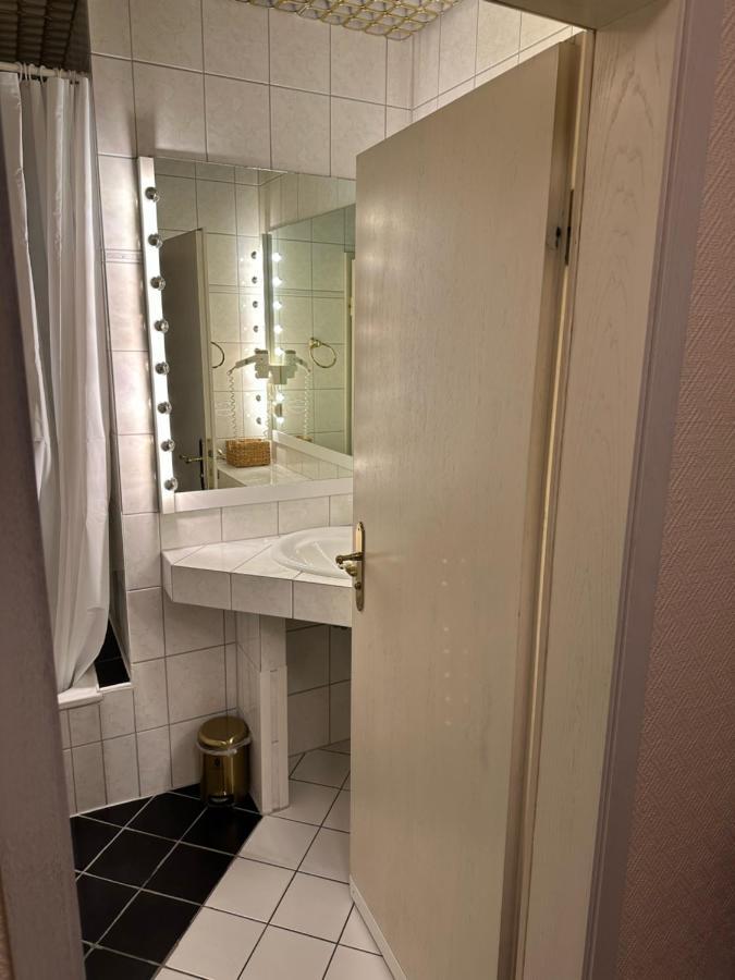 Hotel "Dream In" Heiligenhaus Eksteriør billede
