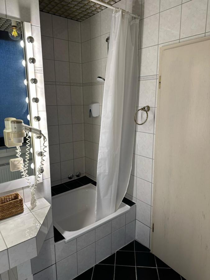 Hotel "Dream In" Heiligenhaus Eksteriør billede
